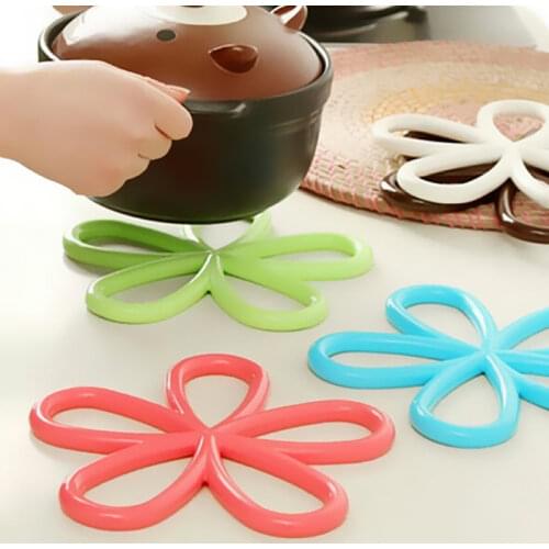 Hot sale Table Mat Durable Plum Non-Slip Heat Resistant Mat Coaster Cushion Placemat Hot Pan Pot Holder Pads Kitchen Accessories