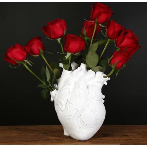 Planters Flower Pots Unique Resin Heart Vase Desk Ornament Flower Pot for Home Garden