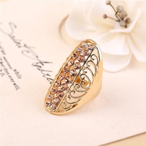 Trendy Exquisite Gold/Silver Rings Hollow Design Man Woman Special Wide Rhinestone Rings 3 Sizes7 8 9 US And Europe Jewelry