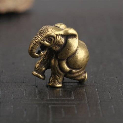 Retro Carved Pure Copper Elephant Small Statue Feng Shui Ornaments Handmade Brass Animal Crafts Home Decor Office Desk Figurine