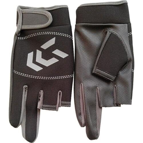 2020 Daiwa Fishing Gloves Gloves Cotton Full Fingers Open-fingered Fishing Gloves Outdoor Riding DAWA Fishing Antiskid Gloves