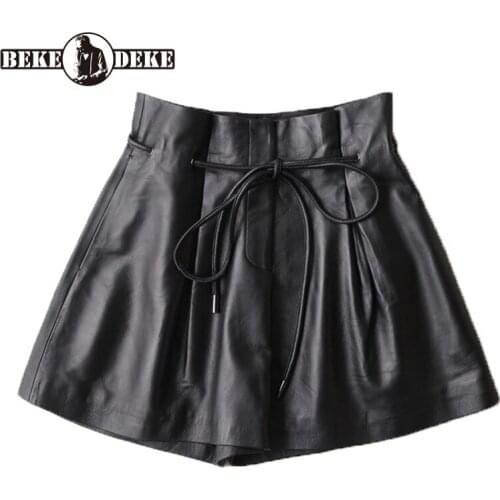 BEKEDEKE Touring Shorts