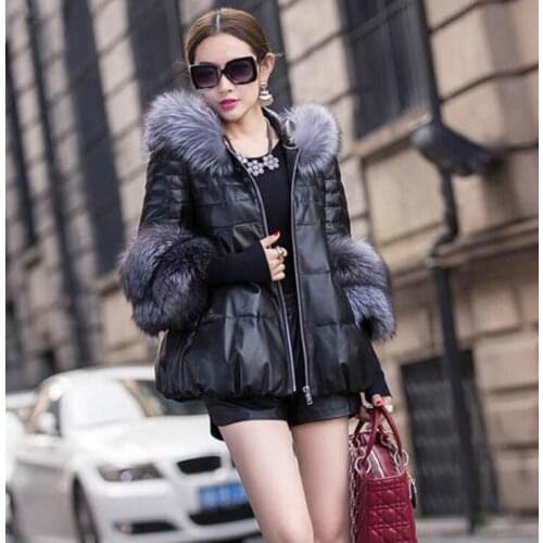PU leather Jacket Women Winter Black Padded Warm Punk Outerwear Fashion Motorcycle Female Coat Fur Sleeves Windbreaker