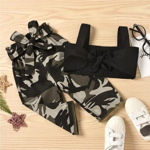 2Pcs Personalized Little Girls Outfit Leisure Style Solid Color Knotted Sleeveless Suspender Top + Camouflage Printing Pants