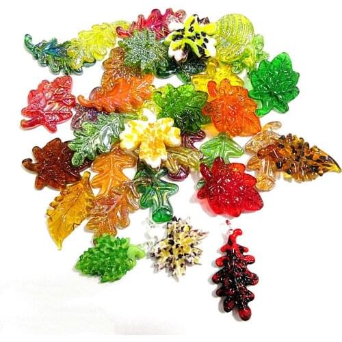 6pcs Custom handmade art mini Glass maple leaf ornaments different shape pearl color design fairy garden home decor accessories