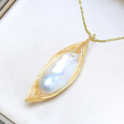 Biwa Pearl Pendant With 14Kgold-Filled Wire Leaf Design Pearl Pendant Handmade Baroque Pearl Pendant Jewelry Gifts