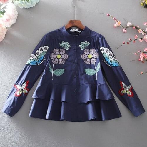 Womens Spring Autumn Designer Floral Embroidery Long Sleeve White Cotton Shirt Female Casual Loose T Shirt Top TB445