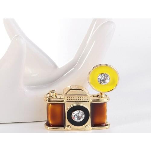 Red Rhinestone Camera Photography Brooch Lover Enamel Lapel Pin Badge Pins Gift For Friend Trinkets