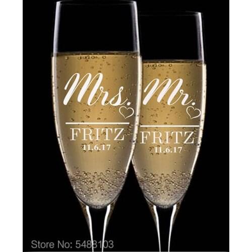 2pcs/set Personalized Mr and Mrs Last Name Wedding Champagne Flutes Flute Wedding Glasses Favors Toasting Champagne Glasses