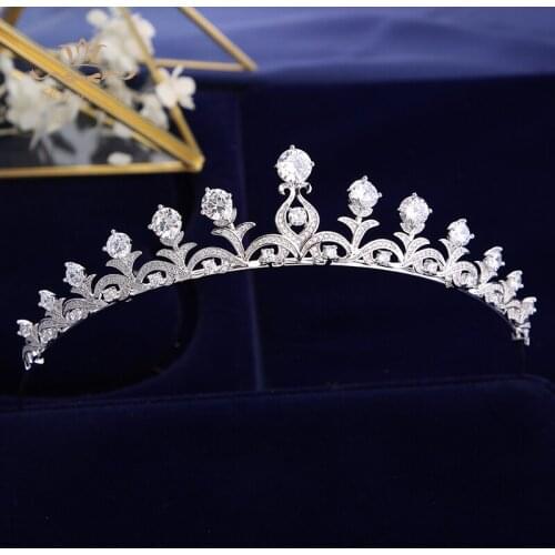 Bavoen Elegant Sparkling Zircon Brides Tiaras Headpieces Plated Crystal Bridal Crowns Headbands Wedding Dress Hair Accessories