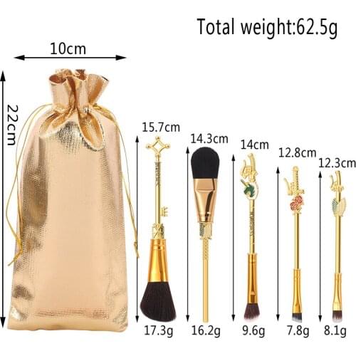 Japan Anime Attack on Titan Make Up Brushes Set Blush Eyeliner Eye Shadow Eyebrow Brush Figures Zoro Ghost Cosmetic Tools