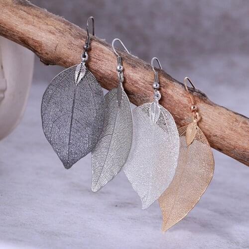 2021 Elegant EarringsTree Leaf Shape Alloy Hollow Bright Dangle Hook Fashion Jewelry Wedding