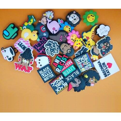 Styles Are Shipped Randomly Original PVC Shoe Buckle Accessories DIY Shoes Decoration Crocodile Anklet Bracelet Children Gift