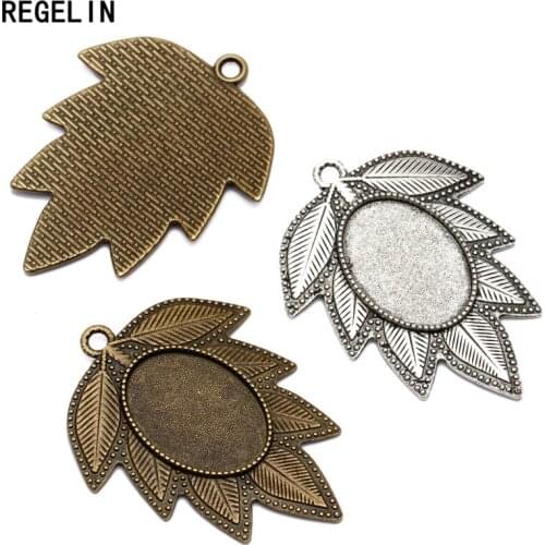 REGELIN High Qualtity 10 pc/lot Antique Bronze Metal Maple Leaf Fit 18*25mm Dia Oval Cabochon Pendant Setting Jewelry Blank Base