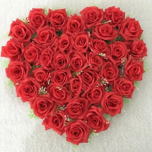 38x40cm Heart Love Pattern Artificial Roses Flower Wreath Garland for DIY Wedding Flower Wall Arches Wedding Car Decoration