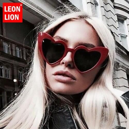 LeonLion Oversized Retro Sunglasses Women Fashion Love Sunglasses Women Vintage Glasses for Women Vintage Oculos De Sol Feminino