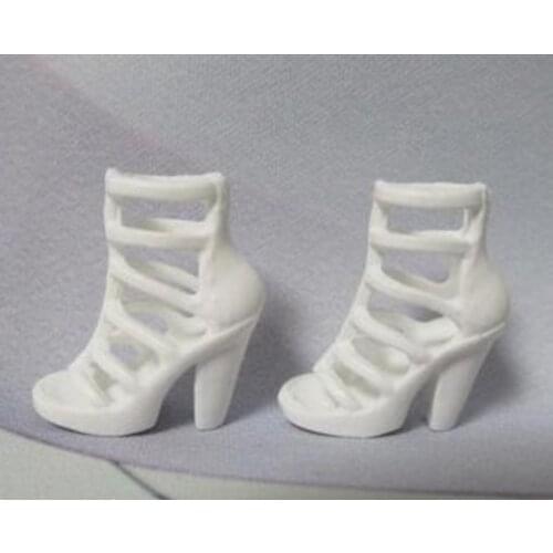 Doll high heel shoes for your Barbie dolls BBI270