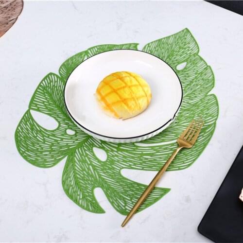 Simulation Plant Palm leaf Hollow PVC Placemat For Dining Table Mats Waterproof Tableware Cup Coffee Coaster Home Kitchen Decor