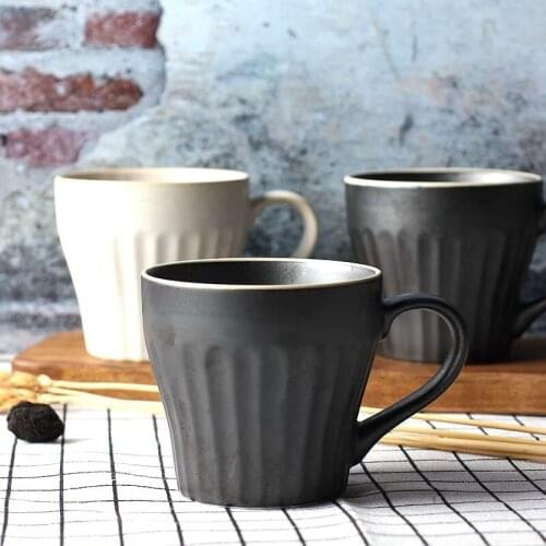 New Ceramic Breakfast Cup White Black Home Europe Milk Coffee Mug Office Drinkware Tea Mugs Handgrip Cups for Friends Gifts