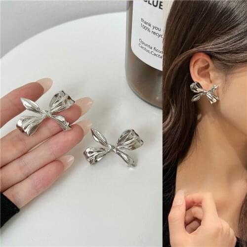Korean Simple Metal Bow Clip Earrings No Piercing Female Concise Trendy Silver Color Bowknot Ear Clip Earrings No Hole Women