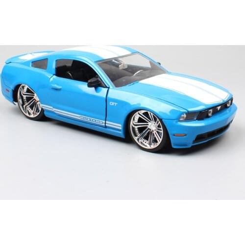 1/24 Scale Ford Mustang GT 2010 Metal Diecast Vehicles Racing Muscle Auto Car Models Toys Miniature Replicas Of Childrens Jada