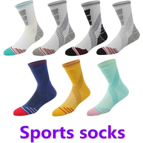 Elite sports socks men and women breathable socks outdoor running basketball cycling sports socks 38-44 yards