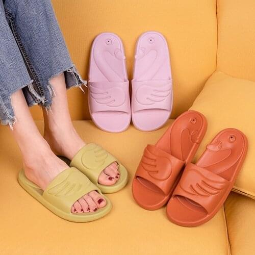 Cartoon Swan Women Men Slippers Summer Beach Slides Flip Flops LightWeight Ladies Lovers House Outdoor Sandals Bathroom Shoes