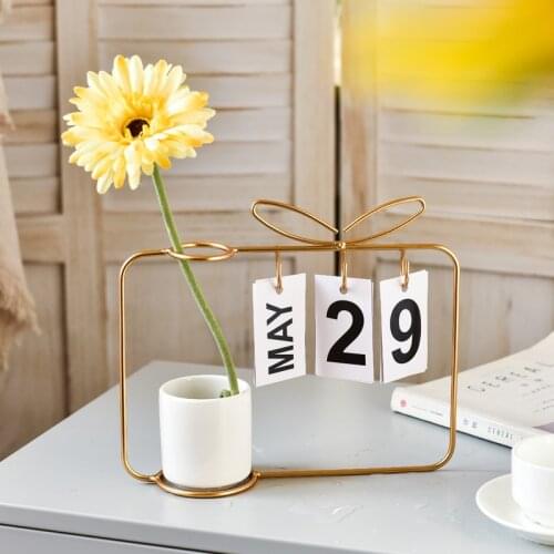 Nordic Manual Calendar Ceramic Vase Ornaments Simple Personality Photo Frame With Hook Vase Desk Coffee Table Bedroom Decoration