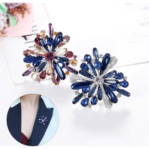 Beautiful Brooch Fashionable Dress-up Colored Flower Rhinestone Inlaid Badges Pin Fine Jewelry Accessories Decor Supplies