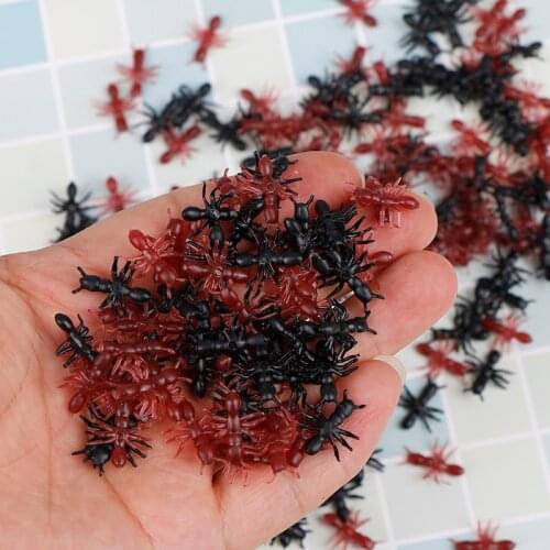 50/100/200Pcs Novelty Simulation Ants Halloween Stimulating Plastic Realistic Ants Pranks Joking Toys