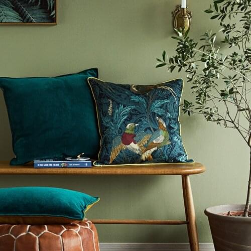 Nabis Cushions