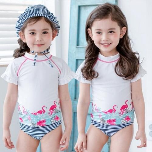 Girls 2 Pieces Swim Suits Flamingos Pattern Sweet Baby Girl Swimsuit Toddler Sun-proof Short Sleeve Swimwear Children Kids + Hat