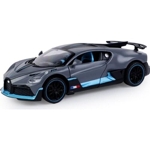TAKARA TOMY 1:24 Model Car Boy Sound Light Toy Car with Acousto-optic Return Force Childrens Toy Gift Collection Bugatti Divo