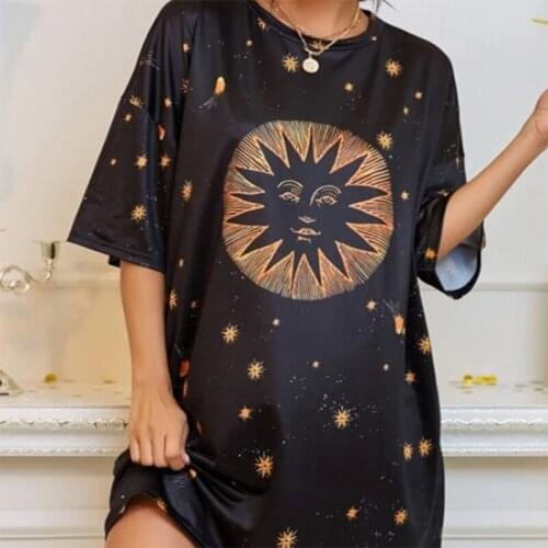 Vintage Abstract Sun Face Printing Woman Tshirts O Neck Short Sleeve Streetwear Casual Fashion Tops Summer Plus Size Tshirt 2021