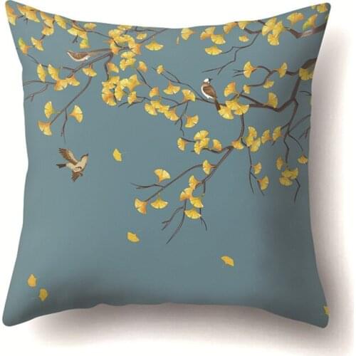 Chinese Style Red Plum Flower Cushion Cover Polyester Peacock Elegant Pillow Covers for Sofa Couch Living Room Home Decor 45*45