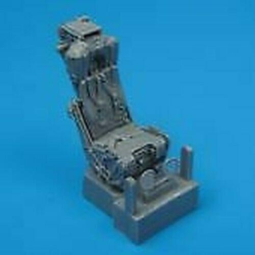 F4 resin seat 1:72