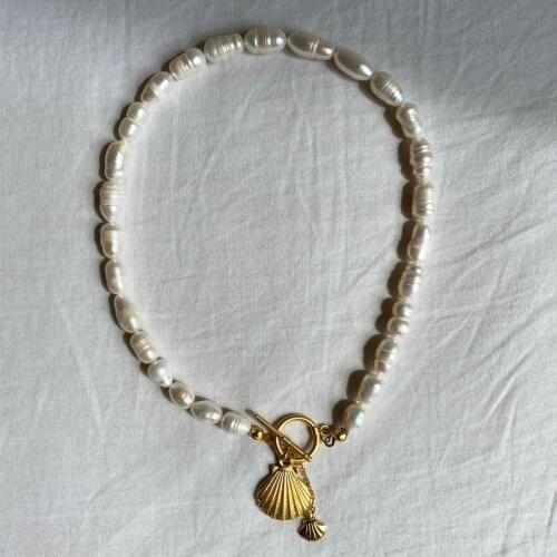 Women luxurious freshwater pearl beaded necklace handmade golden shell pendant delicate trendy jewelry gargantilla mujer