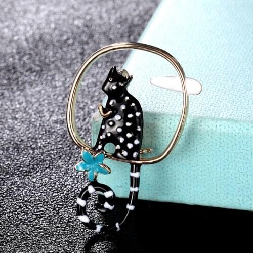 Zlxgirl fashion carton cat animal Brooch for men couple gifts jewelry jet Enamel Hijab Accessories Women Wedding bridal jewelry