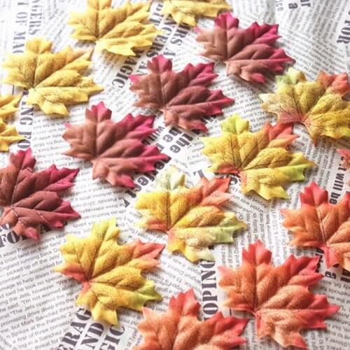 300PCS,7*7CM,Small Fabric Palm Leaf Decorative Fall Artificial Silk Autumn Maple Leaves,Decoracion Navidad Hogar,Party Supplies