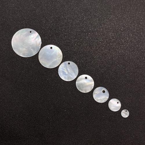 Natural White Butterfly Shell Pendant Mother-of-Pearl Carved Flower for DIY Jewelry Making Bracelet Earring Jewelry Accessories