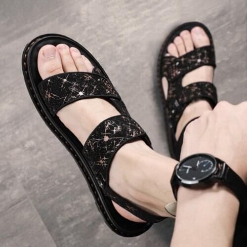 2021 New Men Trending Summer Outdoor Leisure Holiday Beach Luxury Sandals Fashion Brand Shoes Slippers Home Indoor Slides Bath