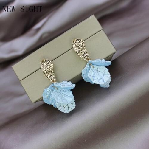 Shiny Side New Accessories Irregular Footprint Stud Earrings For Women Simple Style Gift Flower Earrings