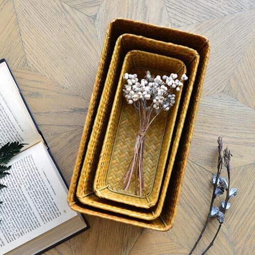 Handmade Straw Picnic Storage Box Seagrass Woven Storage Basket Fruit Bread Cosmetic Sundries Boxes Home Outdoor Organization