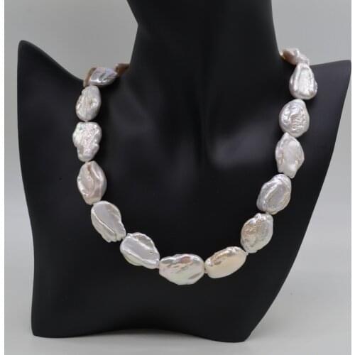 White baroque necklace, natural coin pearl, pearl necklace, exaggerated ladies necklace, ladies accessories