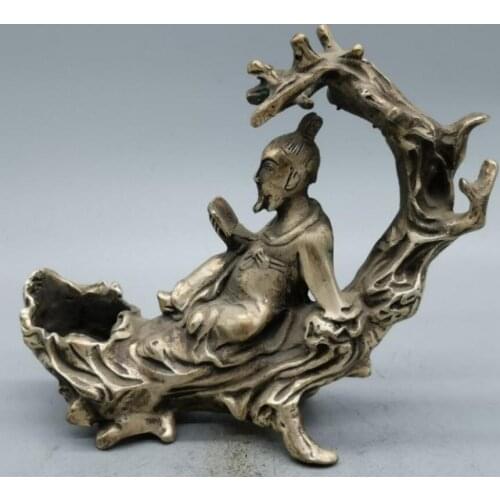 China White copper Under tree look book Old man crafts statue