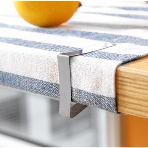 Stainless Steel Tablecloth Cover Clips Triangle Table Cloth Holder Wedding Prom Tablecloth Clamps Practical Party Tools SN1262