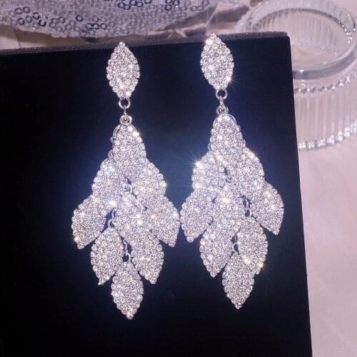 New Trendy Elegant Rhinestone Leaf Big Long Drop Earrings for Women Shiny Luxury Crystal Bridal Wedding Earrings Jewelry Gifts