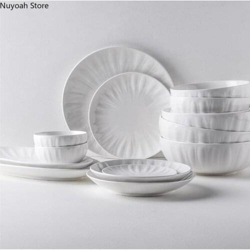 Household Ceramic Bowl and Plate Steak Dinner Plate Set Simple European Flat Plate Round Retro Display Plate Kitchen Supplies