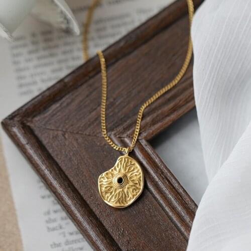 Titanium Geo Life Eyes Charm Necklace Women 361l Stainless Steel Jewelry Designer T Show Runway Boho Trendy Gown Japan