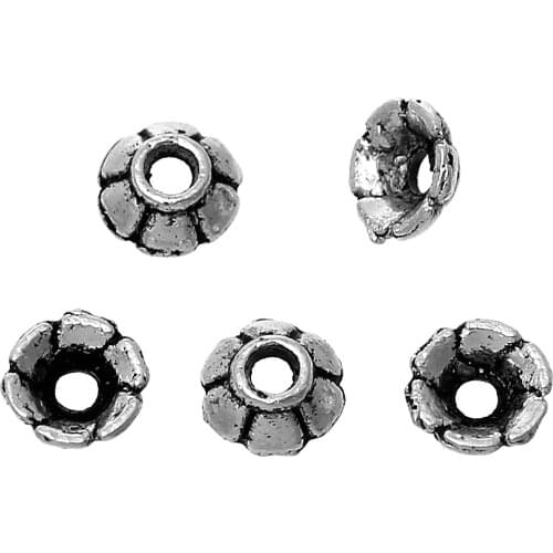 Doreen Box hot- 500 Silver Color Flower Bead Caps Findings Fits 4-5mm Beads (B03914)
